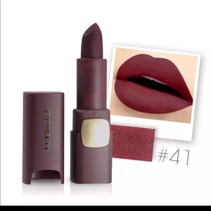 Matte lipstick